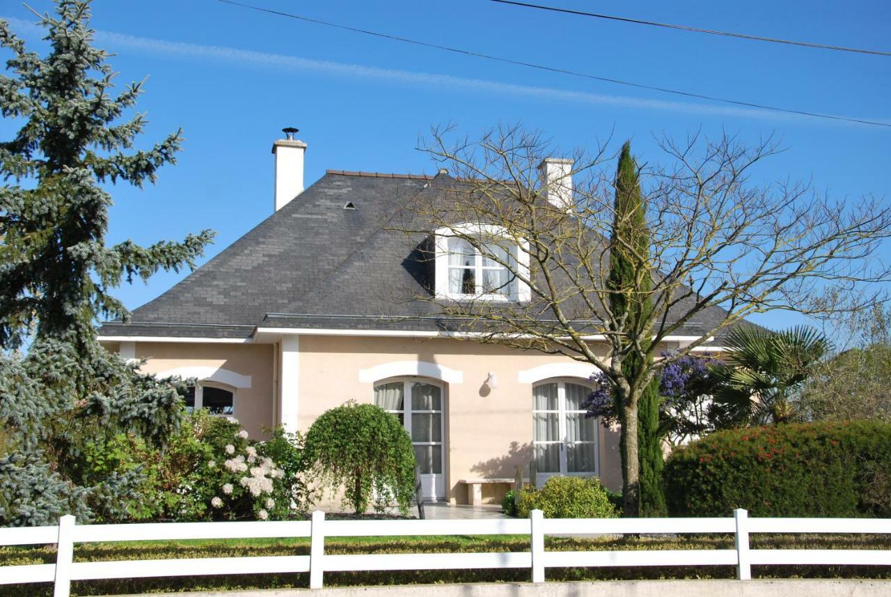 Au Detour De Rennes Bed & Breakfast บรูซ์ ภายนอก รูปภาพ