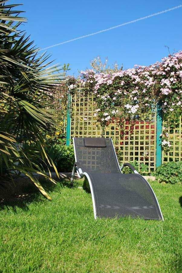 Au Detour De Rennes Bed & Breakfast บรูซ์ ภายนอก รูปภาพ